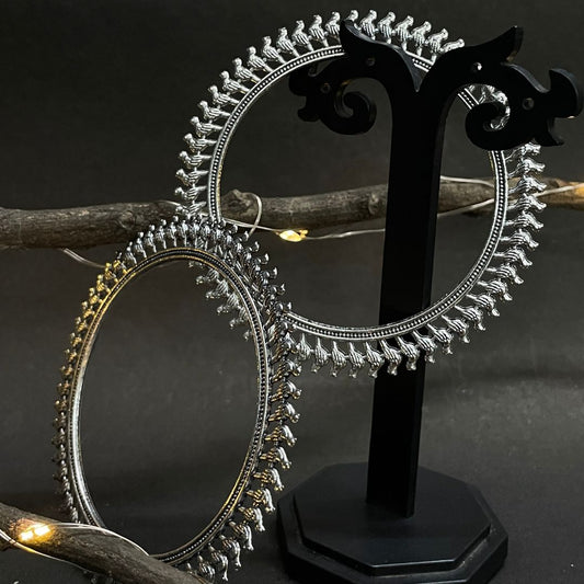 Artificial Silver Bracelet with Beaded Accents