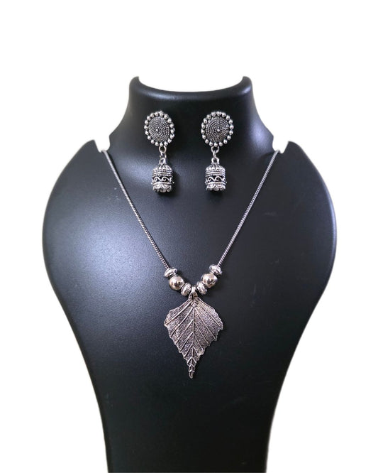 Classic Chain Necklace