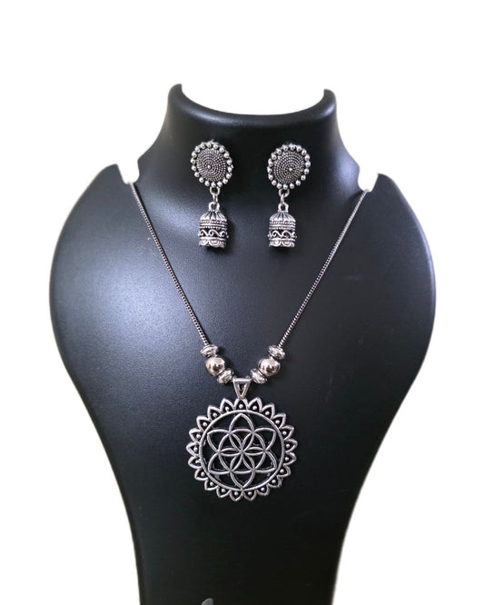 Multi-Layered Necklace for Trendy Styling